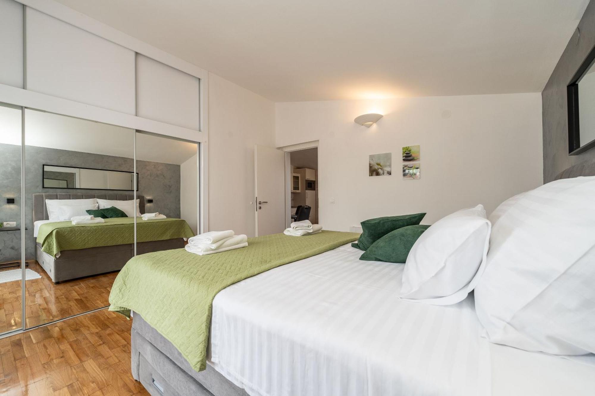 Apartments Dalmatia (Adults Only) Privlaka  Ngoại thất bức ảnh