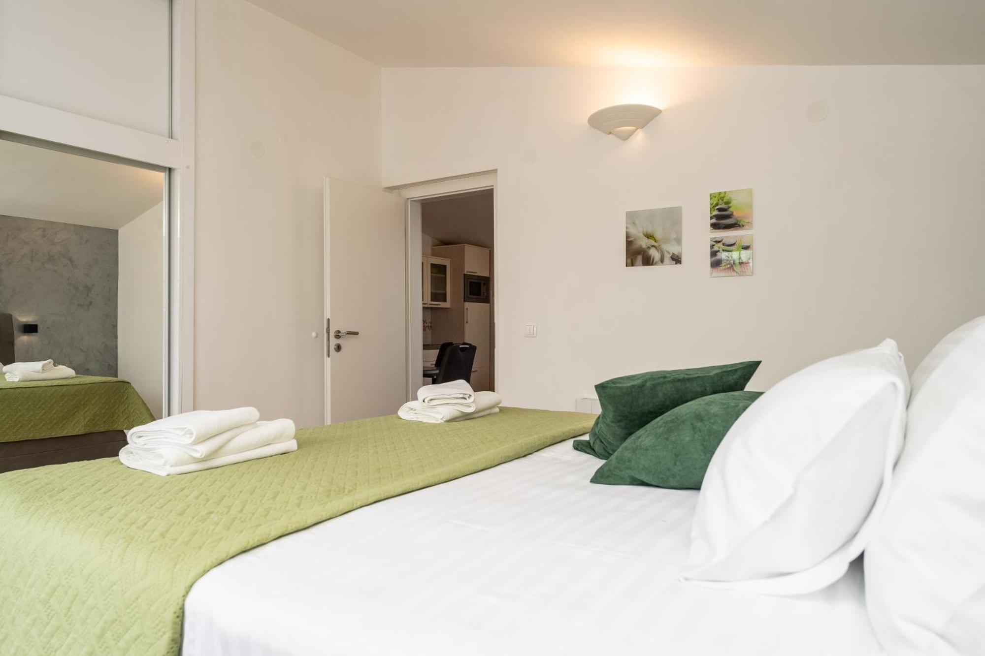 Apartments Dalmatia (Adults Only) Privlaka  Ngoại thất bức ảnh