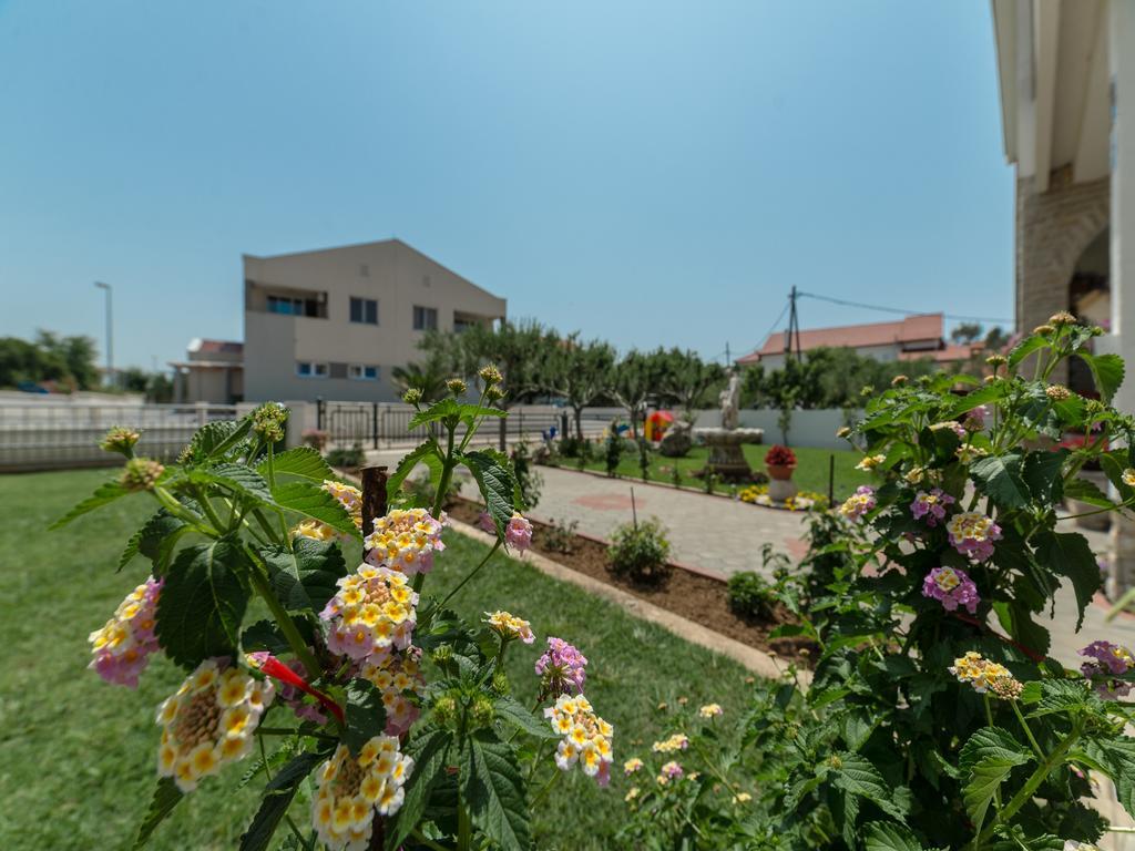 Apartments Dalmatia (Adults Only) Privlaka  Ngoại thất bức ảnh