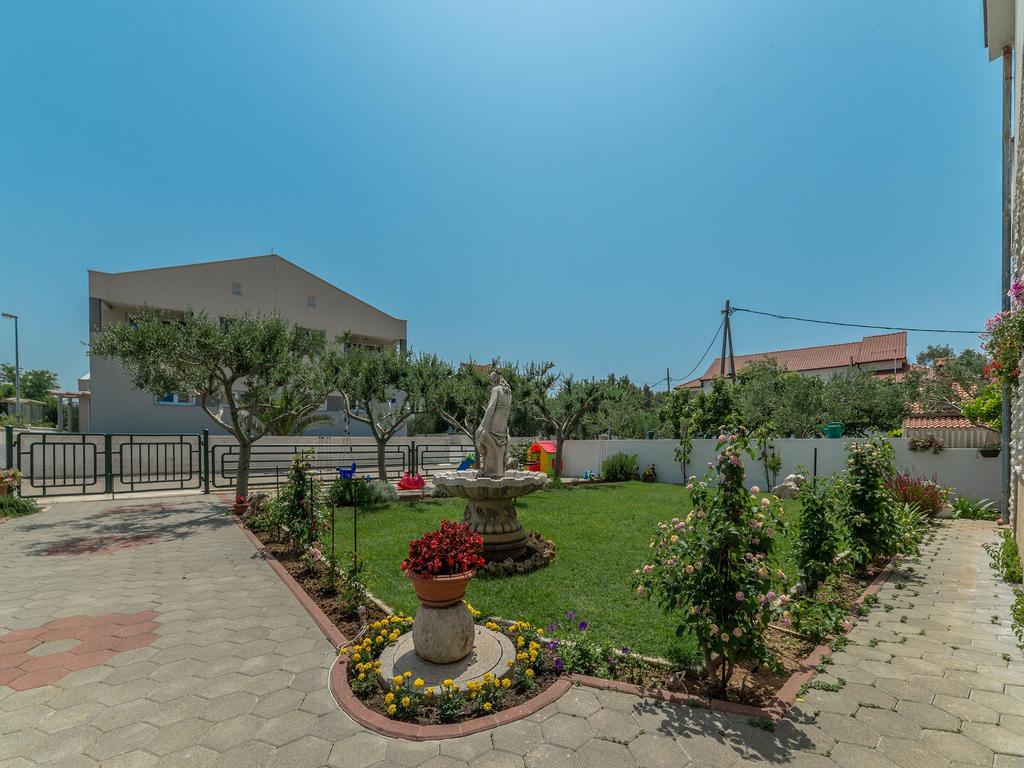 Apartments Dalmatia (Adults Only) Privlaka  Ngoại thất bức ảnh
